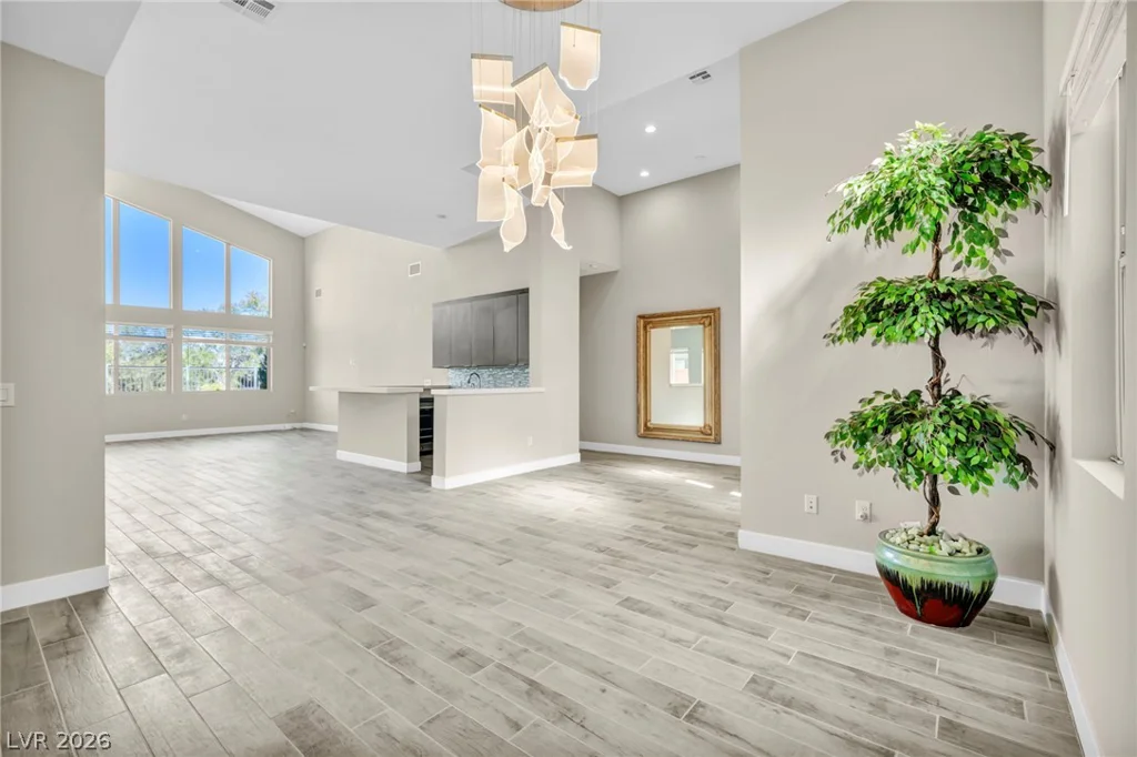 6184 Willow Rock, Las Vegas, NV 89135