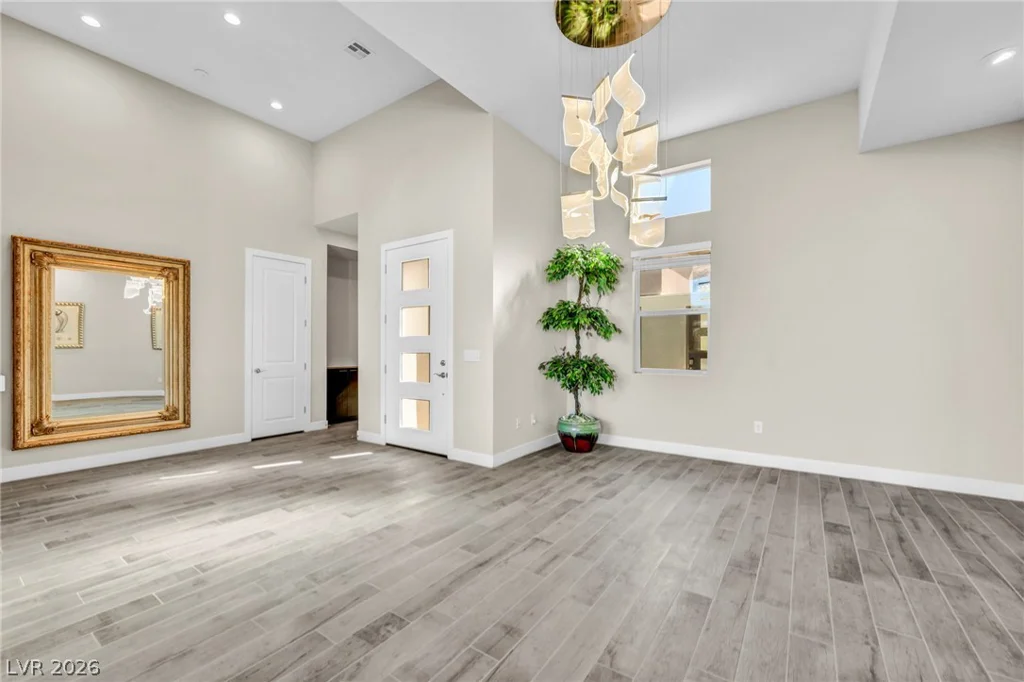 6184 Willow Rock, Las Vegas, NV 89135