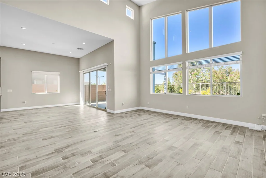 6184 Willow Rock, Las Vegas, NV 89135
