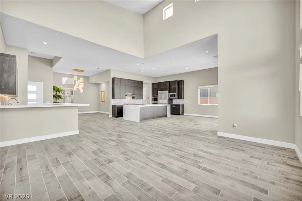 6184 Willow Rock, Las Vegas, NV 89135