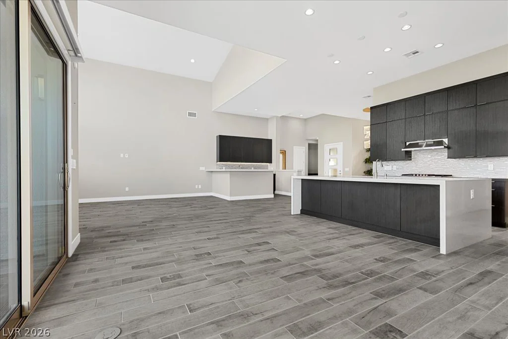 6184 Willow Rock, Las Vegas, NV 89135