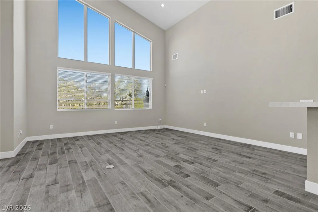 6184 Willow Rock, Las Vegas, NV 89135