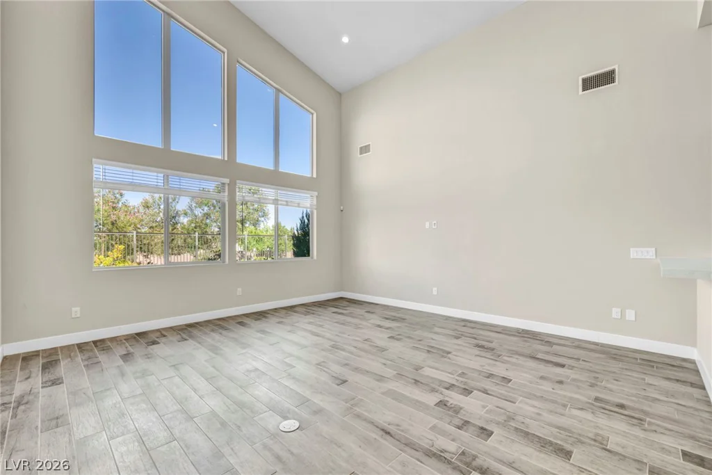 6184 Willow Rock, Las Vegas, NV 89135