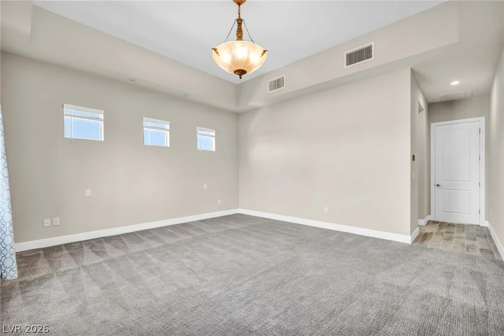 6184 Willow Rock, Las Vegas, NV 89135