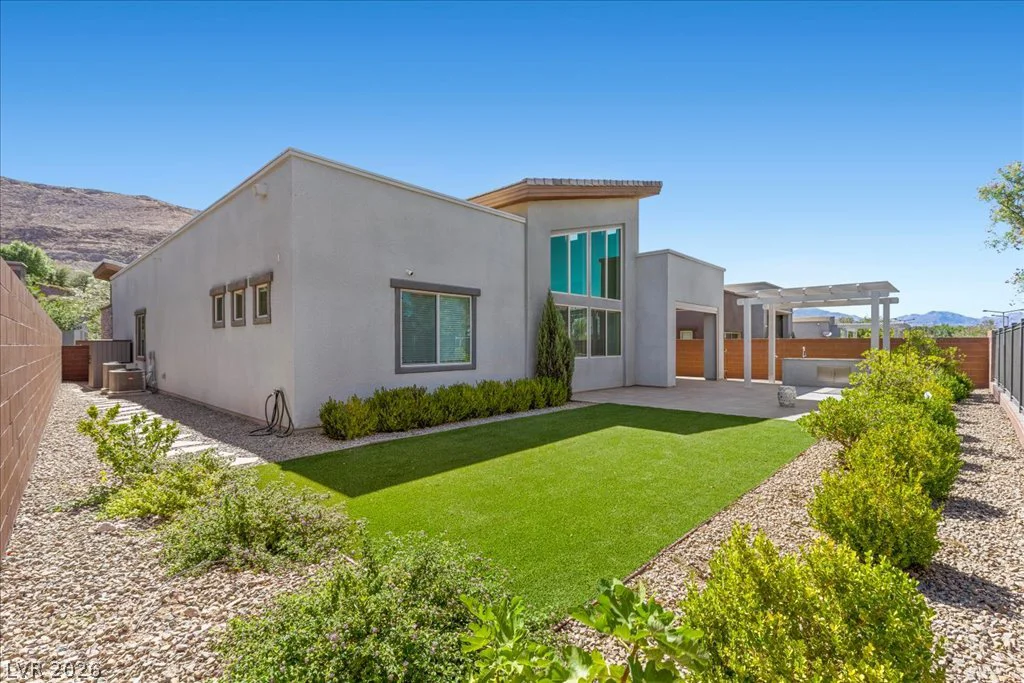 6184 Willow Rock, Las Vegas, NV 89135