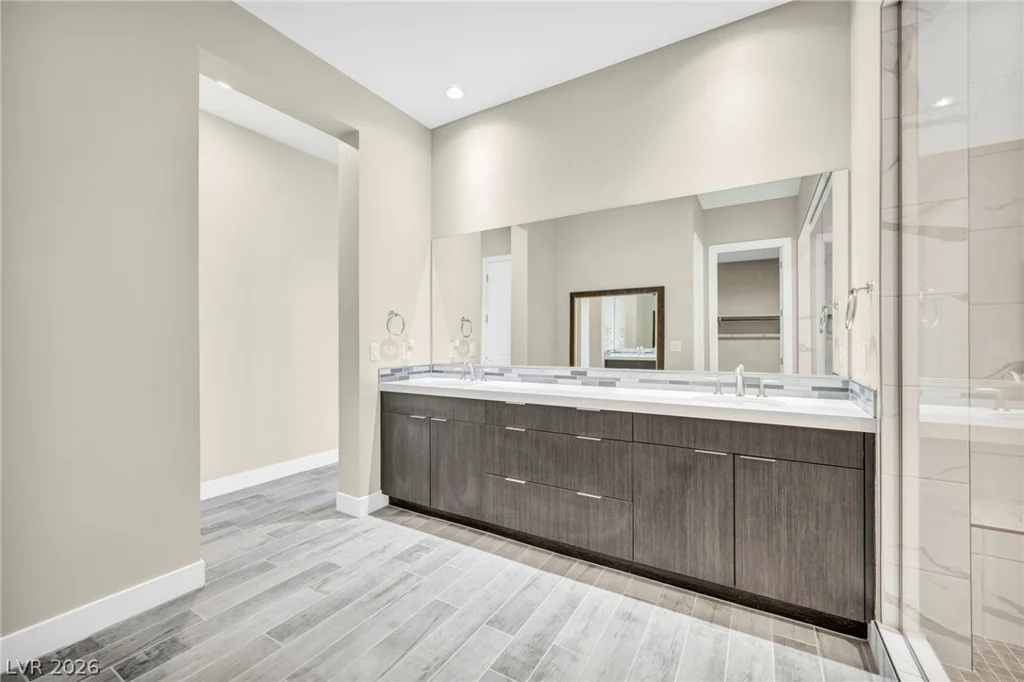 6184 Willow Rock, Las Vegas, NV 89135
