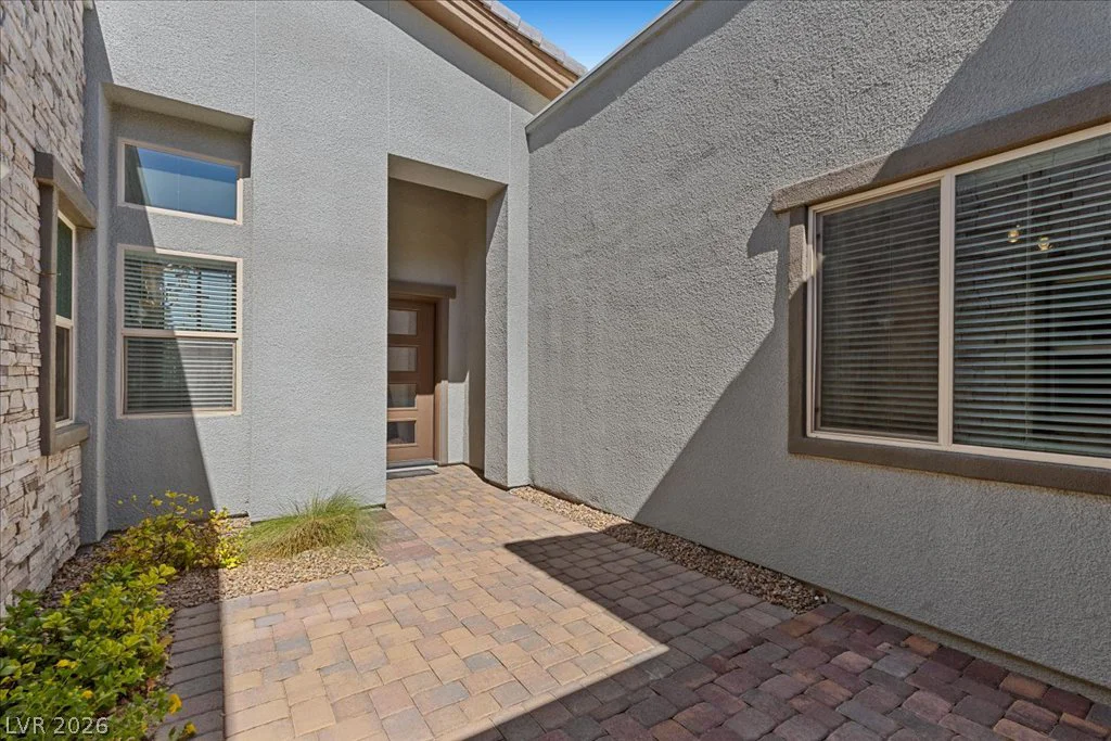 6184 Willow Rock, Las Vegas, NV 89135