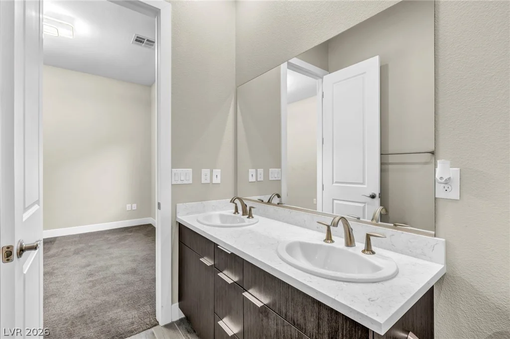6184 Willow Rock, Las Vegas, NV 89135