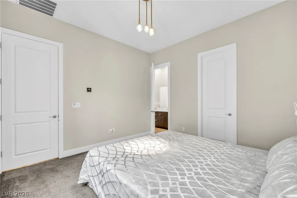6184 Willow Rock, Las Vegas, NV 89135