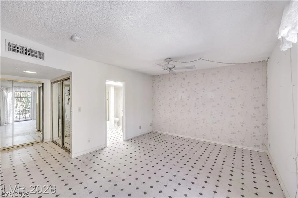 3851 Remount, Las Vegas, NV 89121