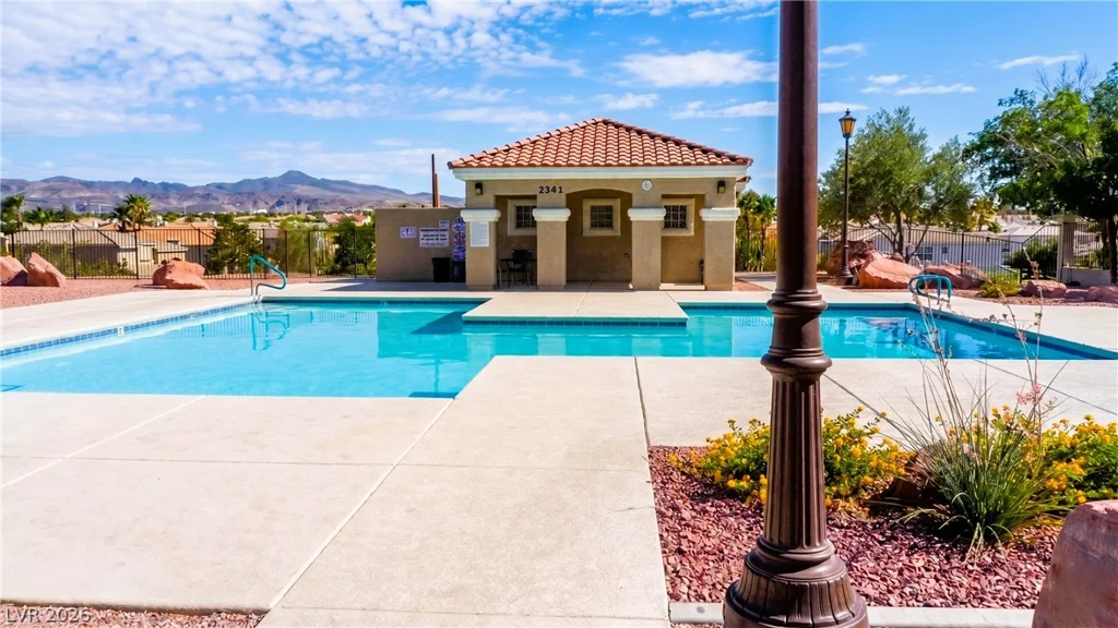 2325 Windmill, Henderson, NV 89074
