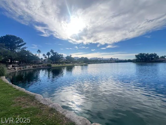 7612 Cruz Bay, Las Vegas, NV 89128