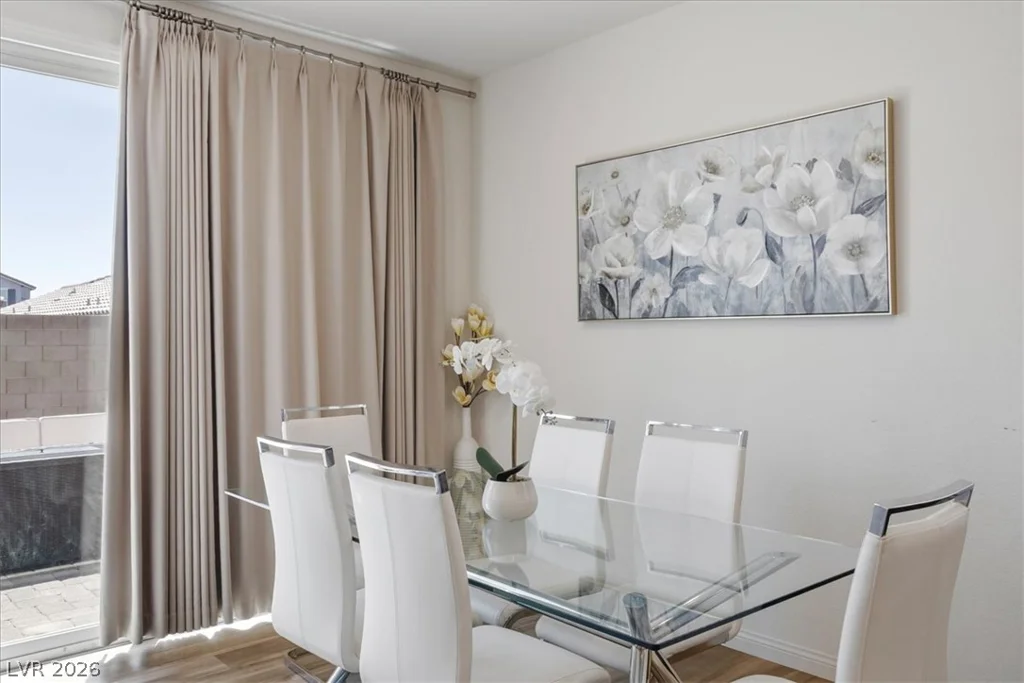 9570 Bursill, Las Vegas, NV 89139
