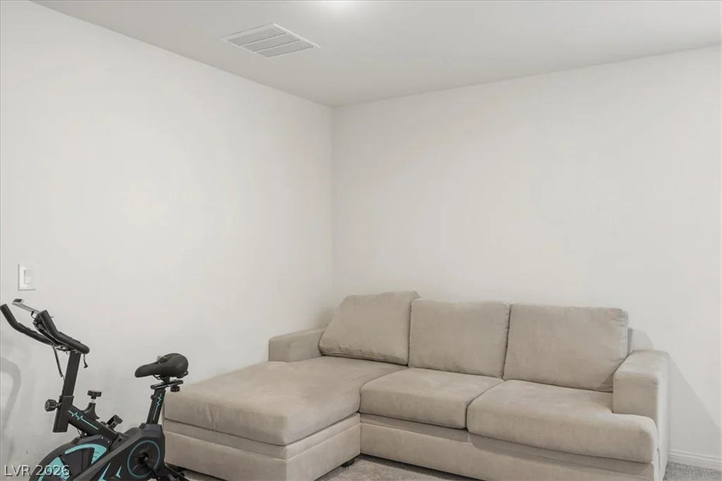 9570 Bursill, Las Vegas, NV 89139