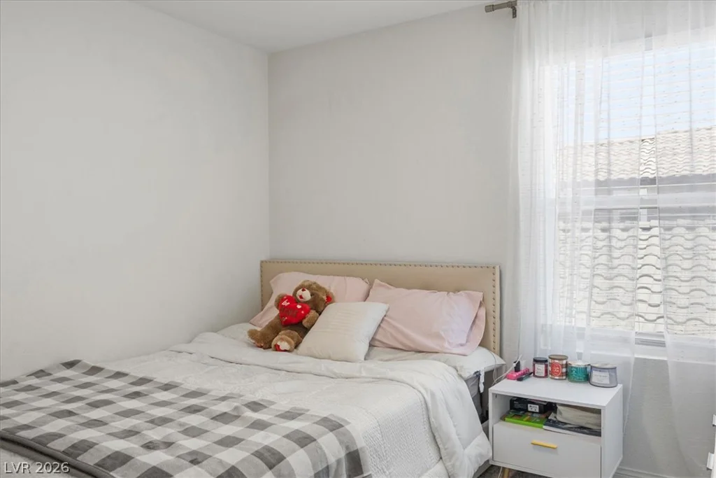 9570 Bursill, Las Vegas, NV 89139