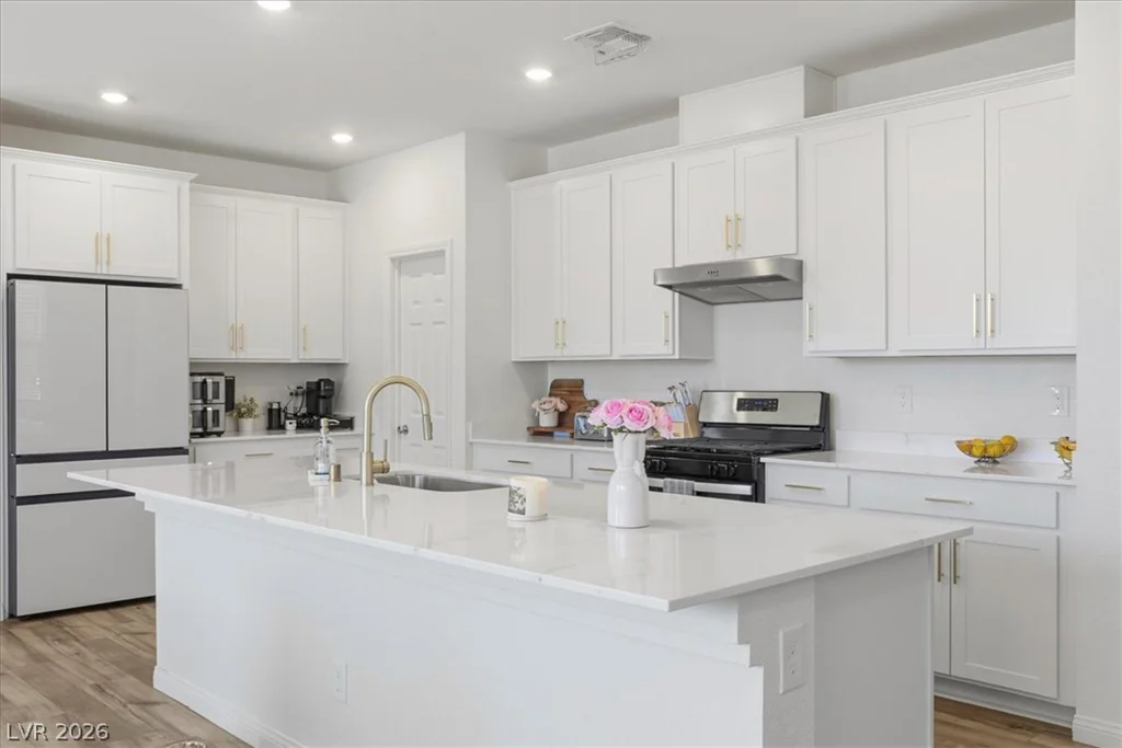 9570 Bursill, Las Vegas, NV 89139