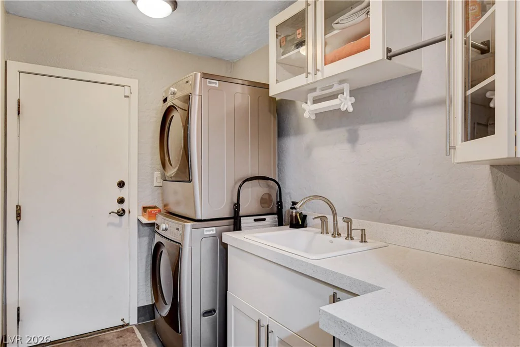 3200 Bel Air, Las Vegas, NV 89109