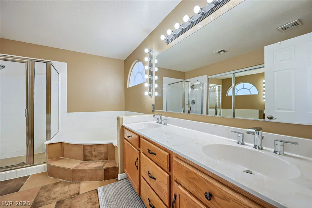 1899 Silver Bough, Las Vegas, NV 89183