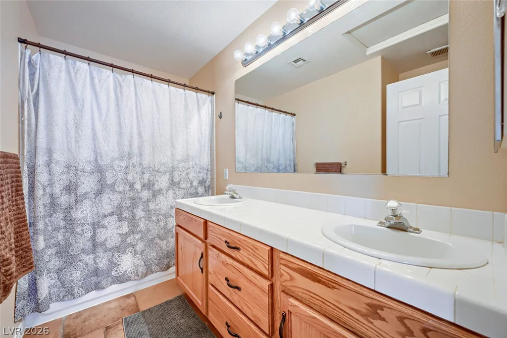 1899 Silver Bough, Las Vegas, NV 89183
