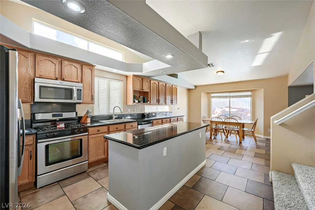 1899 Silver Bough, Las Vegas, NV 89183