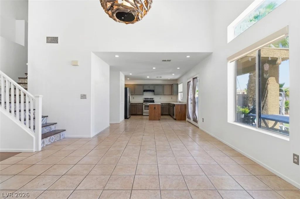 330 Laguna Glen, Henderson, NV 89014