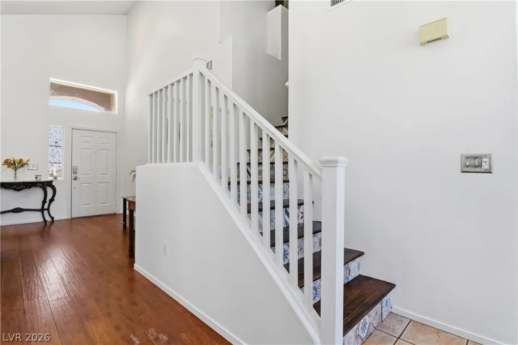 330 Laguna Glen, Henderson, NV 89014
