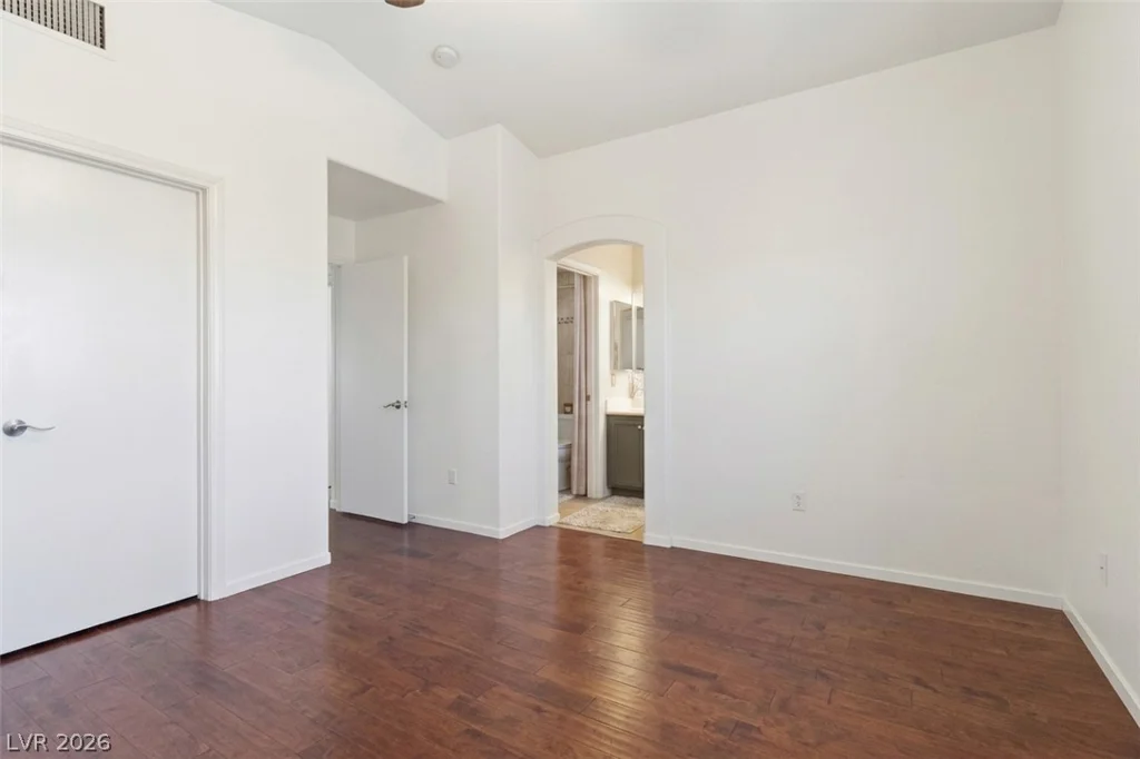 330 Laguna Glen, Henderson, NV 89014