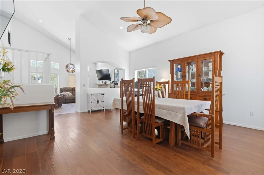 330 Laguna Glen, Henderson, NV 89014