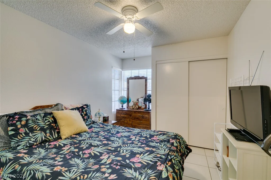 5636 Fairlight, Las Vegas, NV 89142