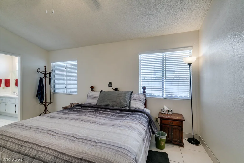5636 Fairlight, Las Vegas, NV 89142