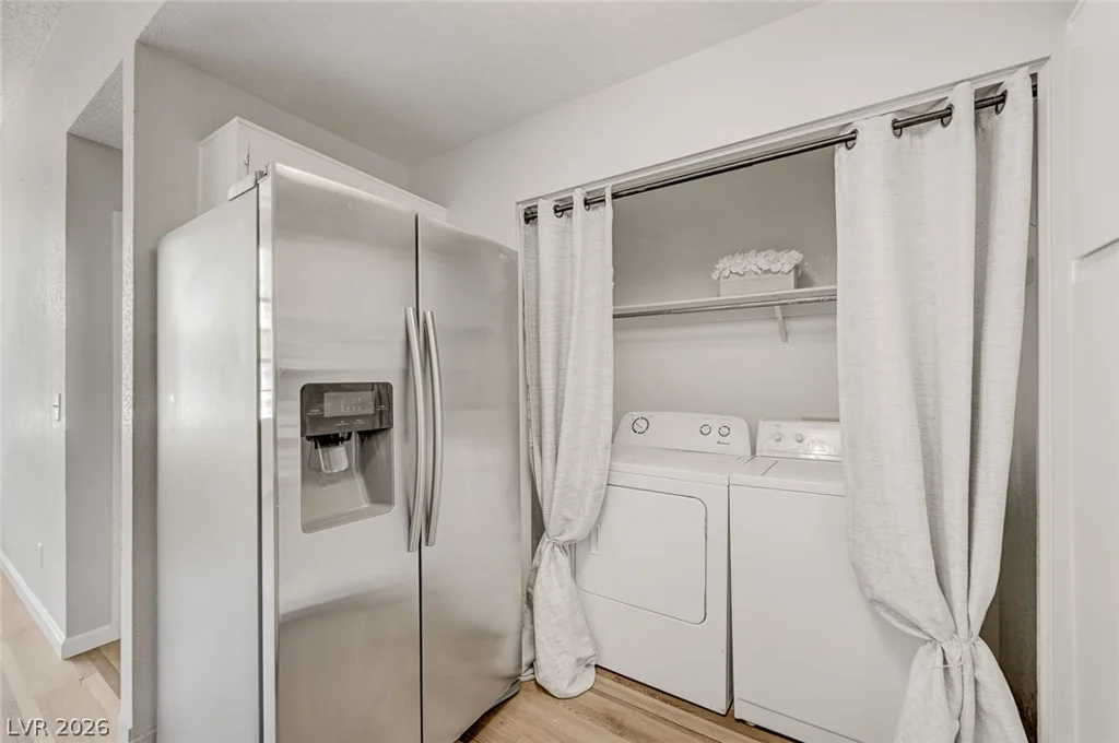 3150 Soft Breezes, Las Vegas, NV 89128