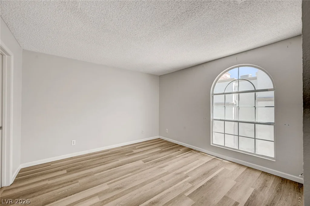3150 Soft Breezes, Las Vegas, NV 89128
