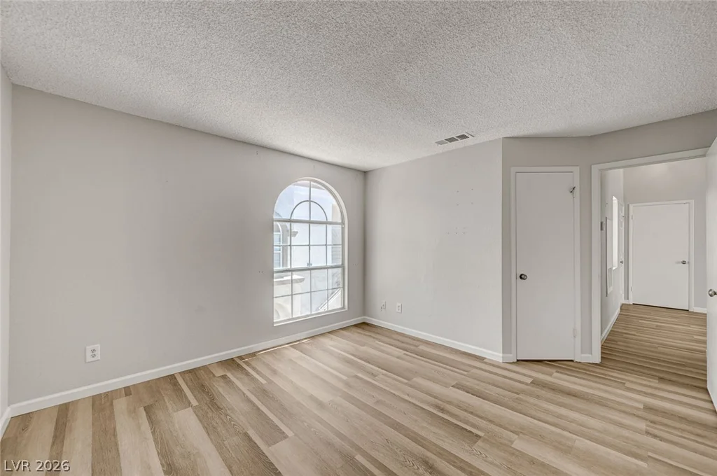 3150 Soft Breezes, Las Vegas, NV 89128
