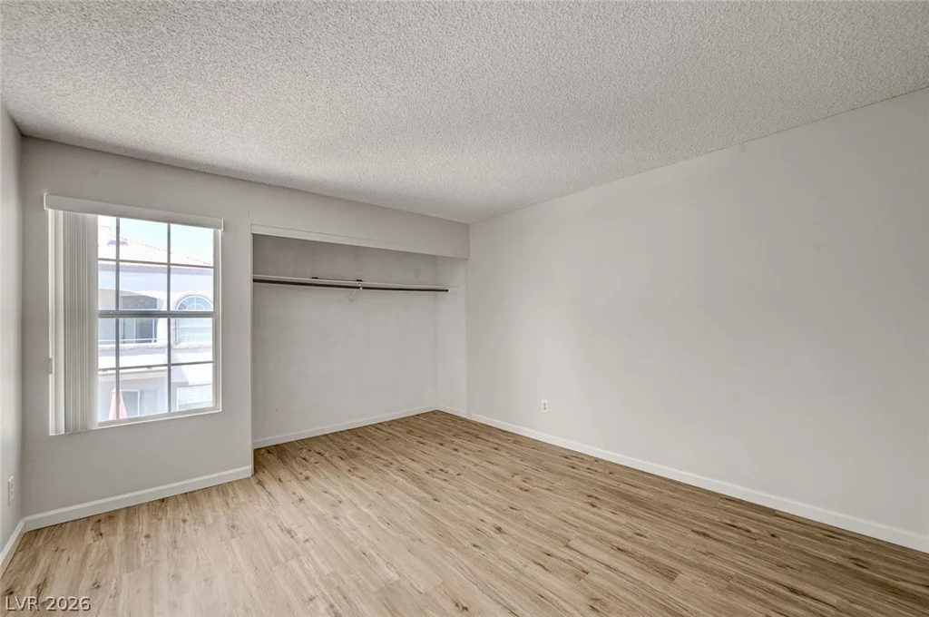 3150 Soft Breezes, Las Vegas, NV 89128
