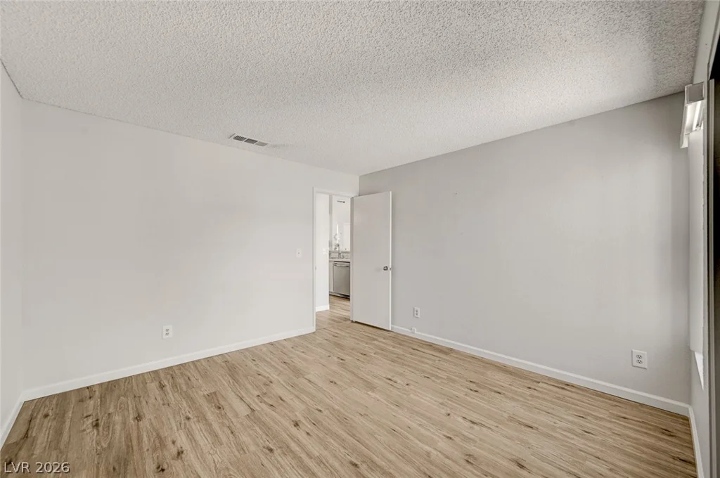 3150 Soft Breezes, Las Vegas, NV 89128