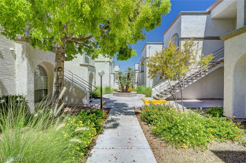 3150 Soft Breezes, Las Vegas, NV 89128