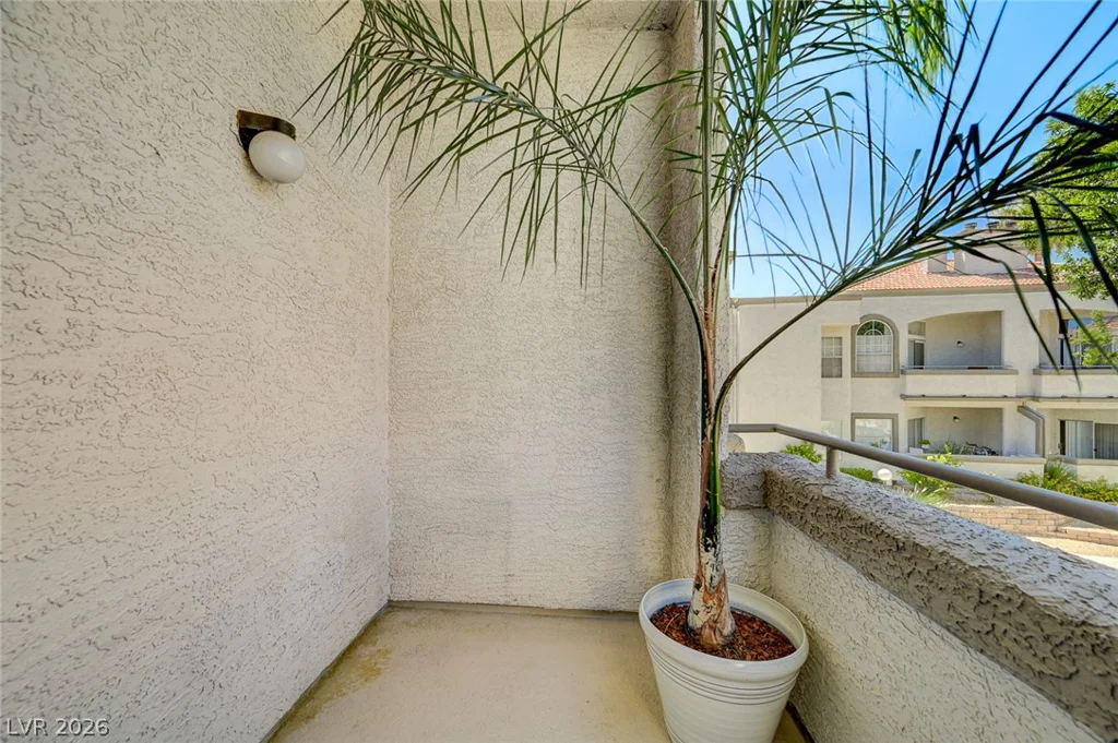 3150 Soft Breezes, Las Vegas, NV 89128