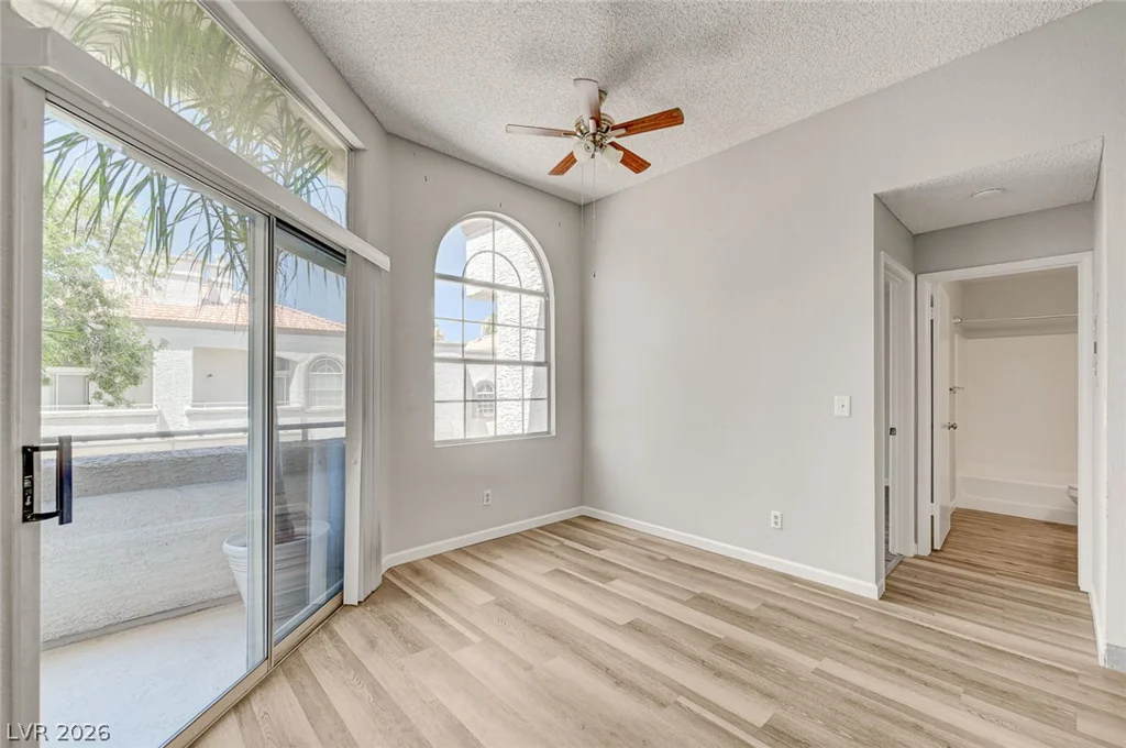 3150 Soft Breezes, Las Vegas, NV 89128