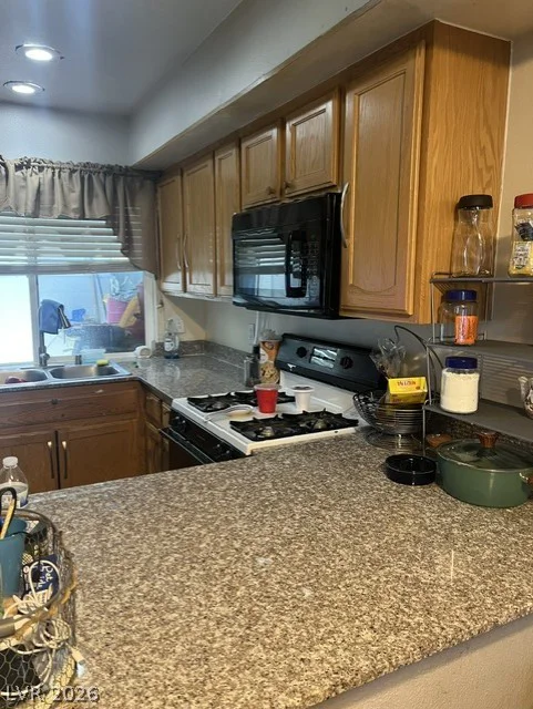 4259 Kona Coast, Las Vegas, NV 89121