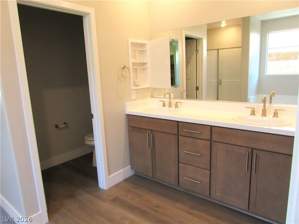 988 Gentle Swan, Henderson, NV 89011