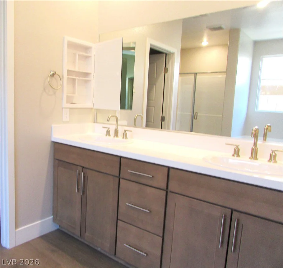 988 Gentle Swan, Henderson, NV 89011