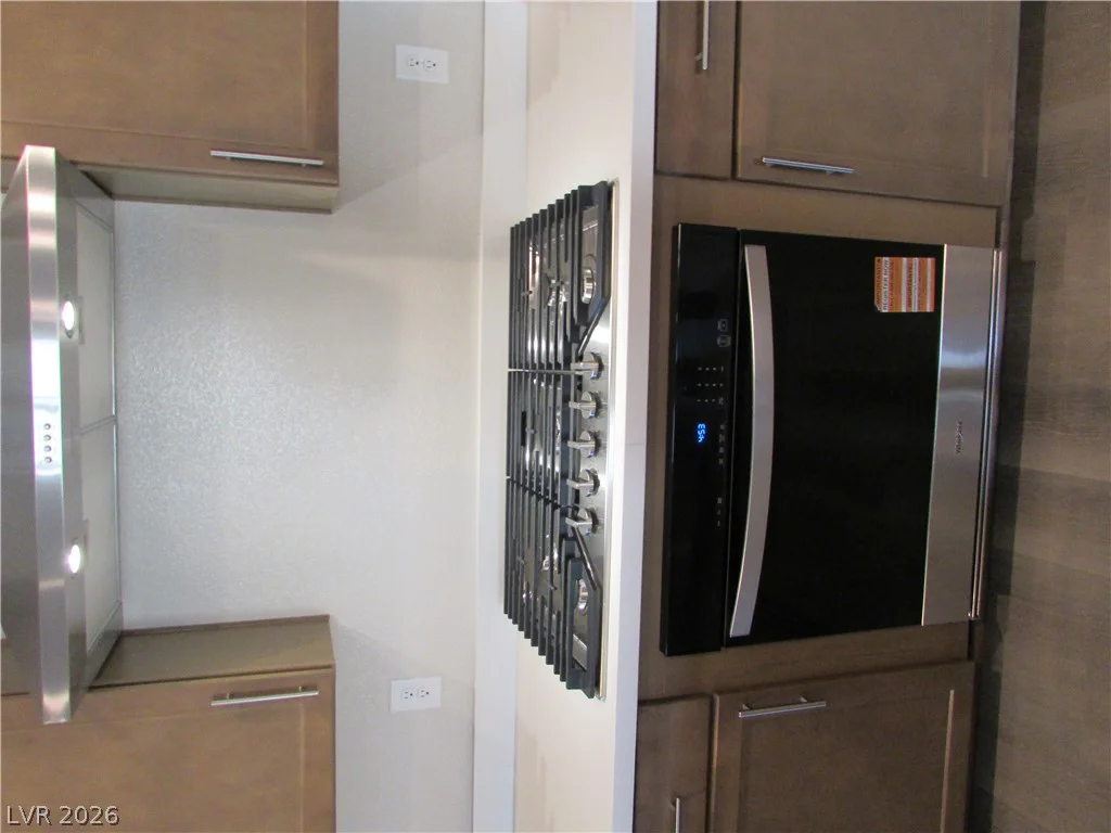 988 Gentle Swan, Henderson, NV 89011