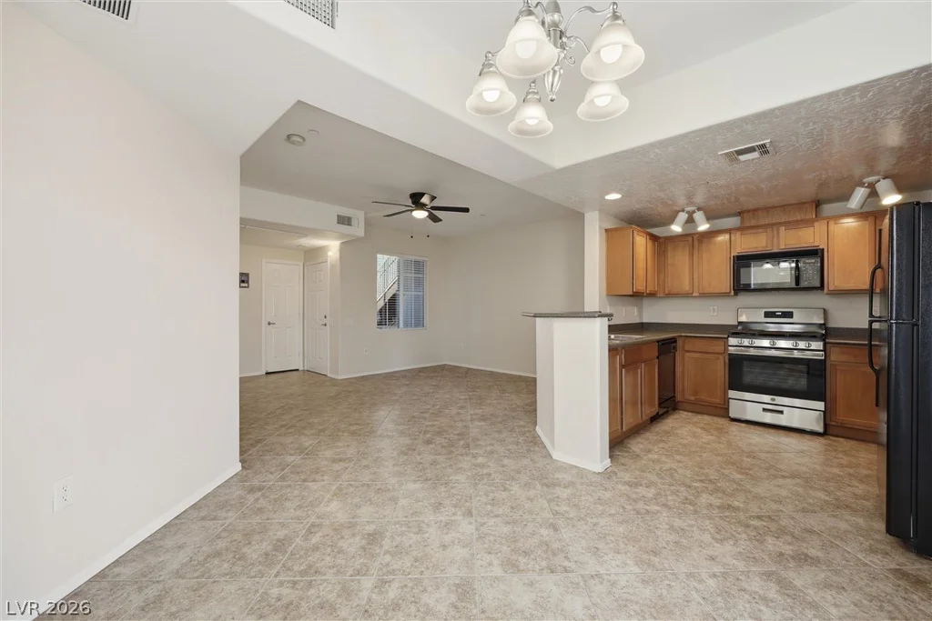 8324 Charleston, Las Vegas, NV 89117