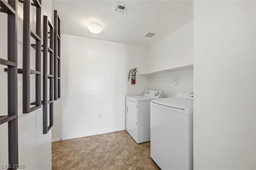 8324 Charleston, Las Vegas, NV 89117