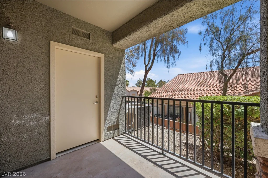 8324 Charleston, Las Vegas, NV 89117