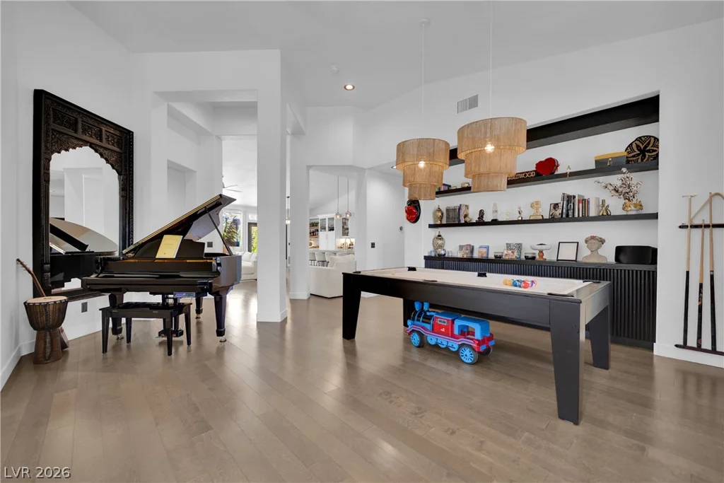 2516 Serenity Hollow, Henderson, NV 89052