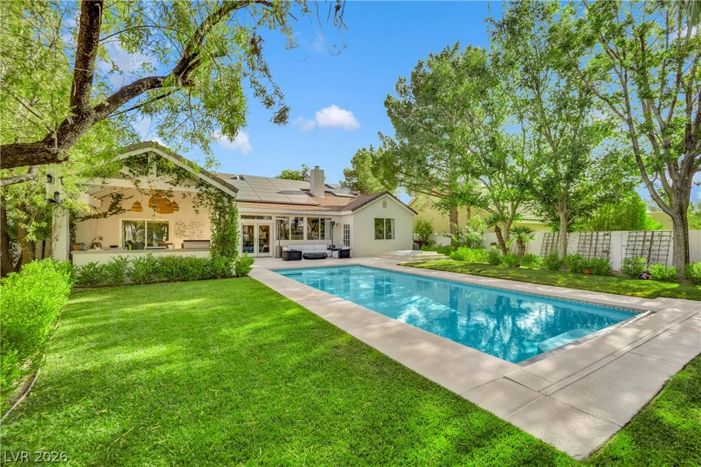 2516 Serenity Hollow, Henderson, NV 89052