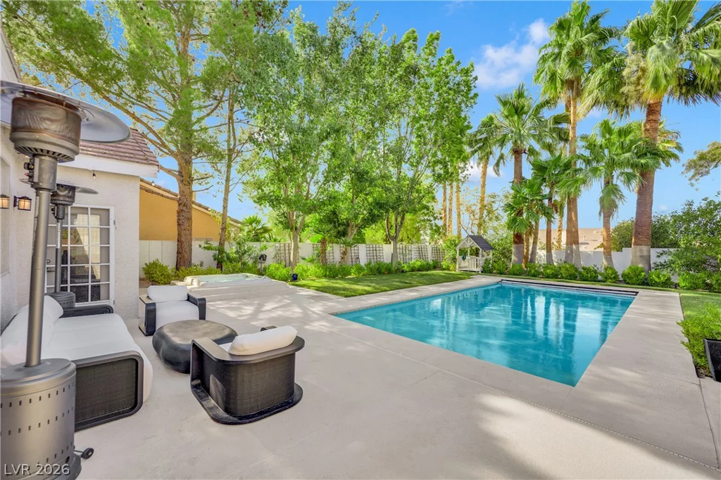 2516 Serenity Hollow, Henderson, NV 89052