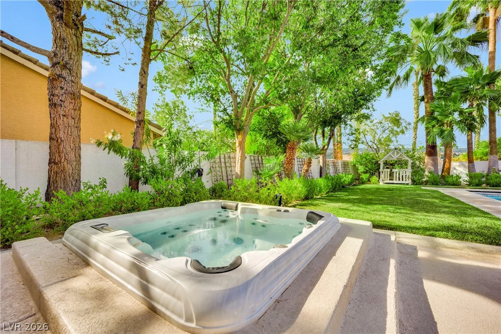 2516 Serenity Hollow, Henderson, NV 89052