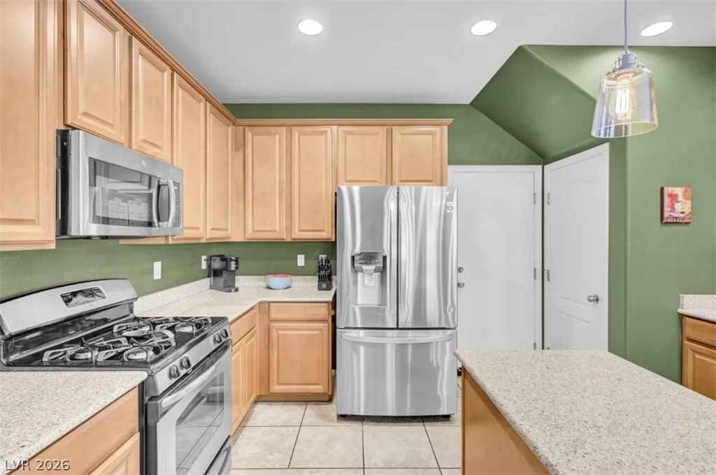 9348 Euphoria Rose, Las Vegas, NV 89166